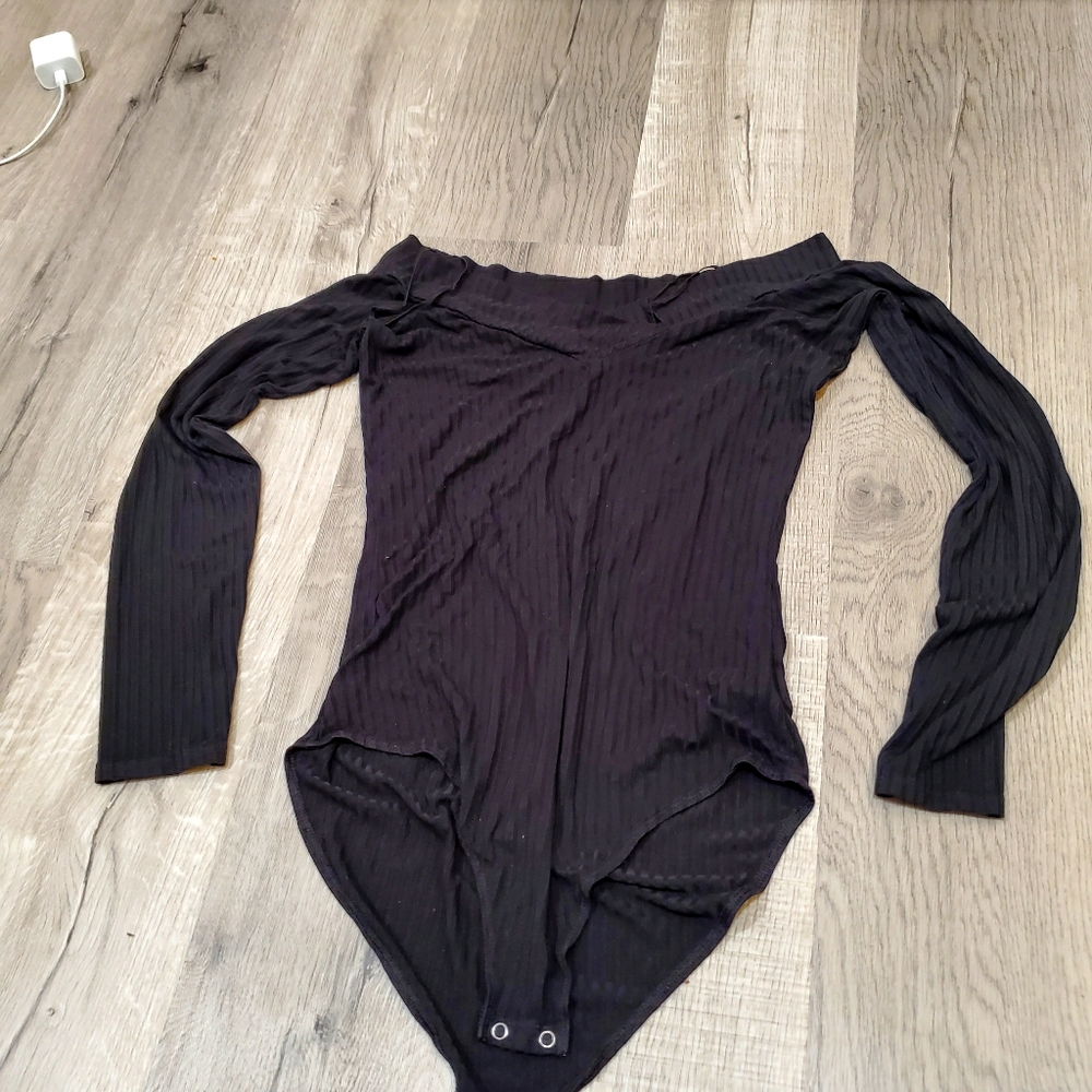 American Eagle Black Off The Shoulder Bodysuit